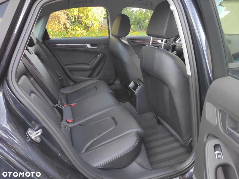 Audi A4 Limousine 2.0 TFSI Limited Edition - 14