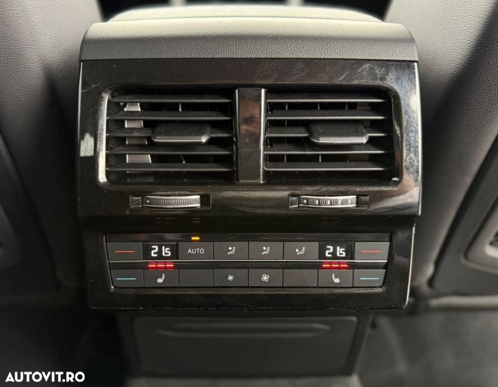 Volkswagen Touareg - 29