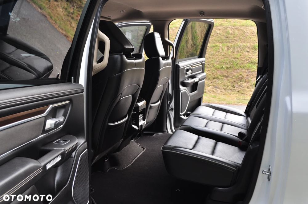 RAM 1500 5.7 Crew Cab Laramie - 15