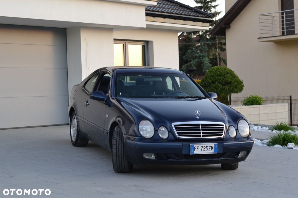 Mercedes-Benz CLK - 5