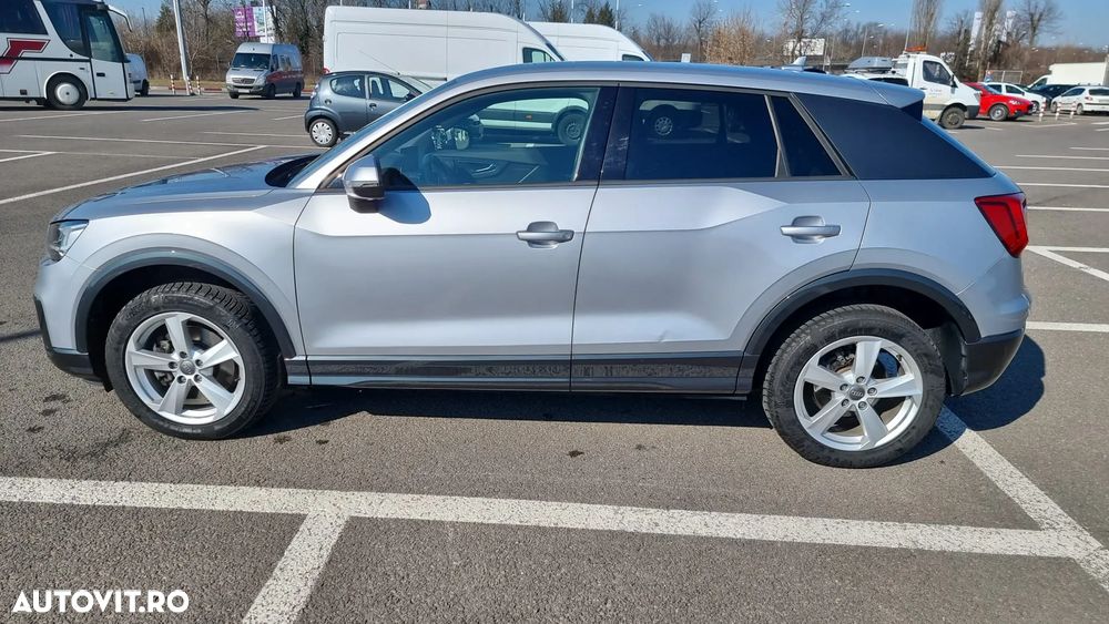 Audi Q2 1.6 30 TDI S tronic Basic - 3