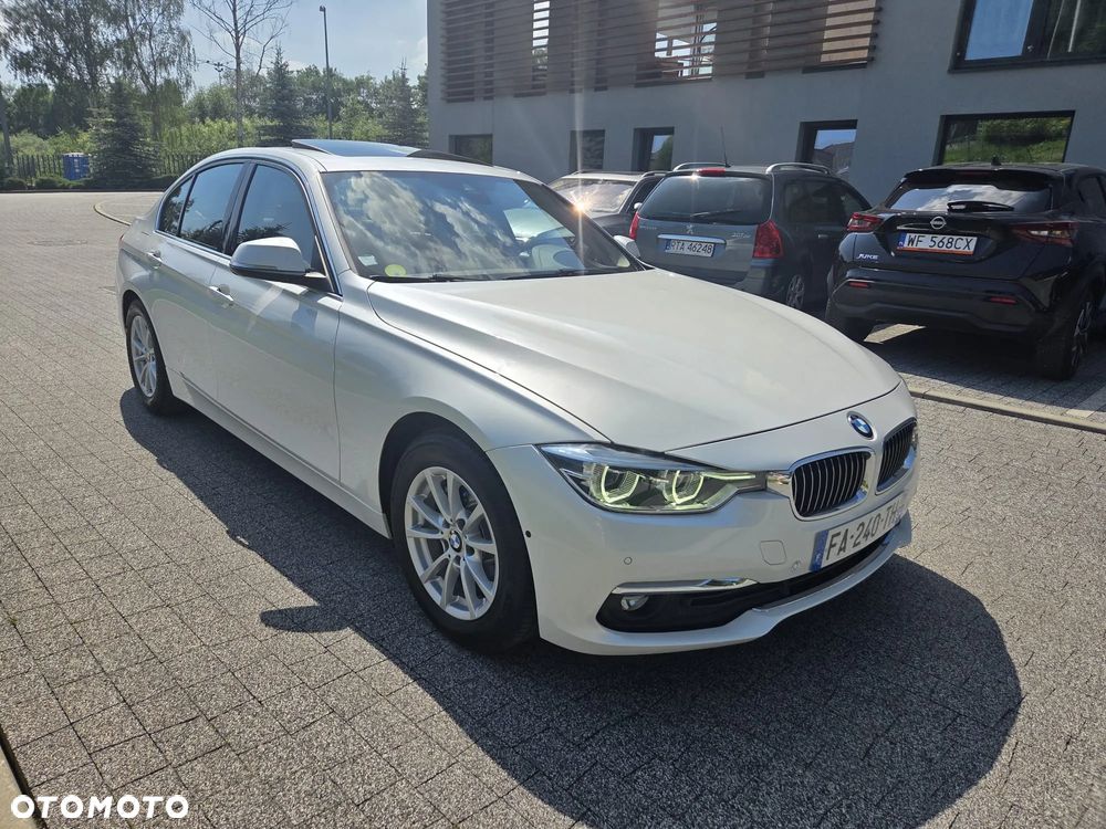 BMW Seria 3 320d Efficient Dynamic Edition Luxury Line - 4