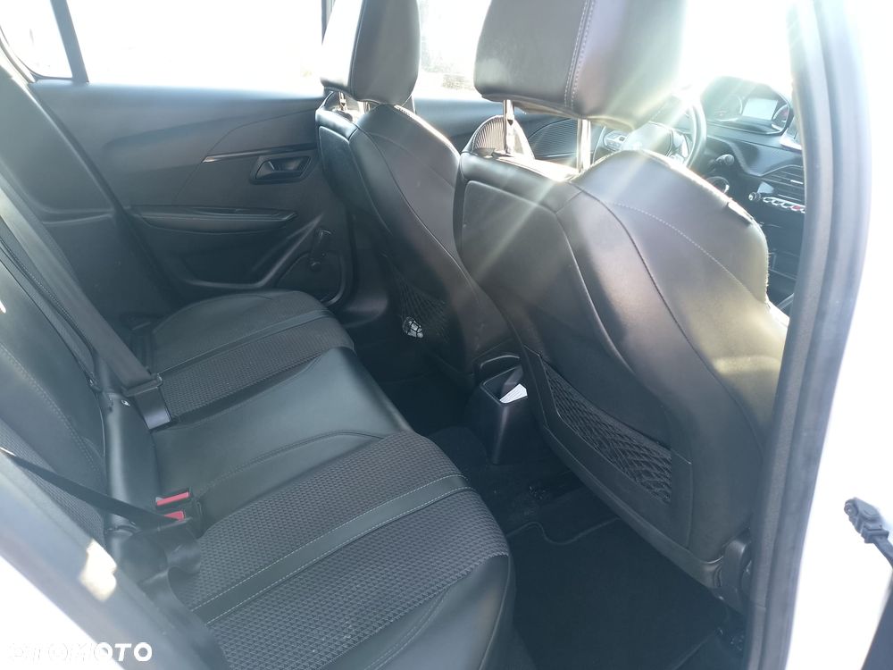 Peugeot 208 BlueHDi 100 Active - 4