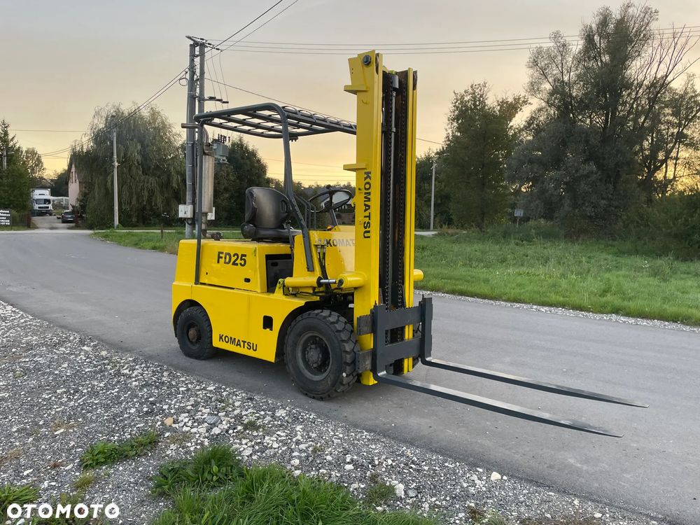 Komatsu FD25-6 - 2