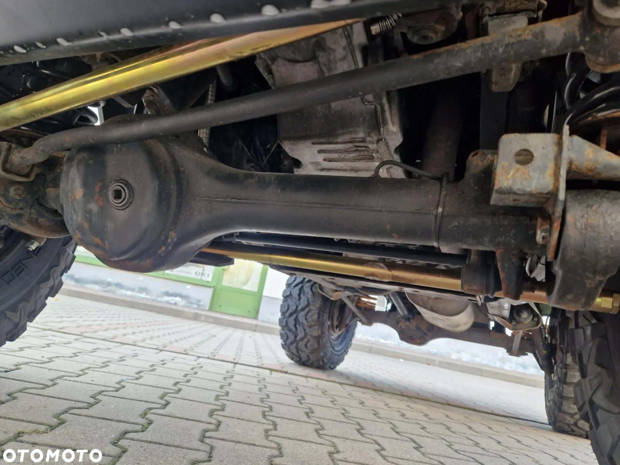 Land Rover Defender 90 2.5 TDI - 14