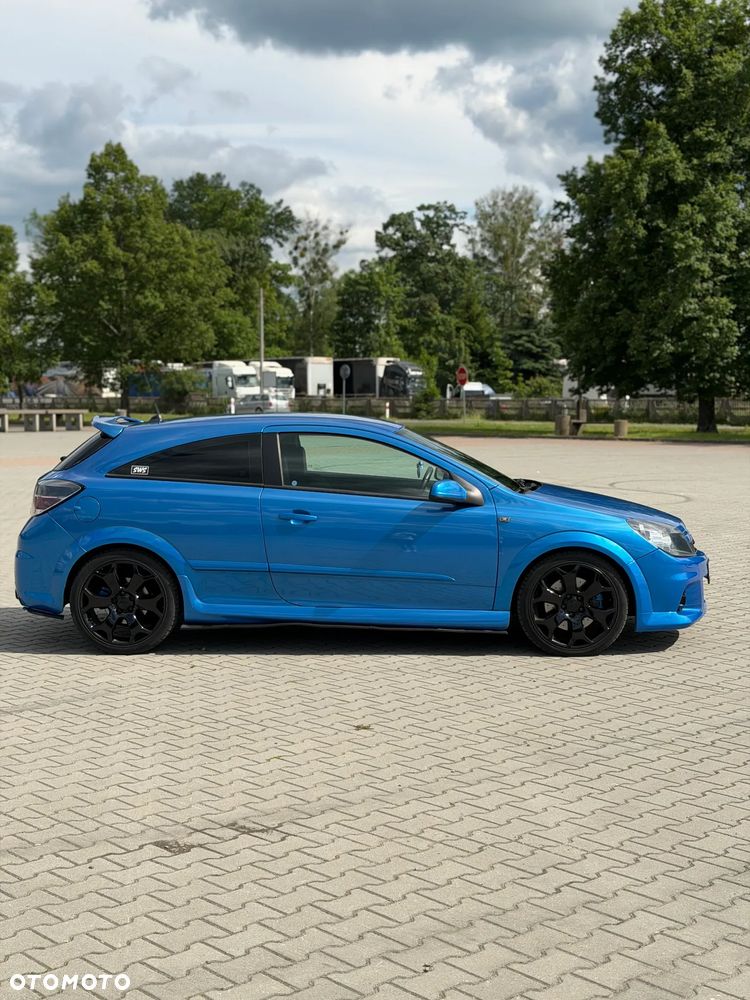 Opel Astra 2.0 T OPC - 6