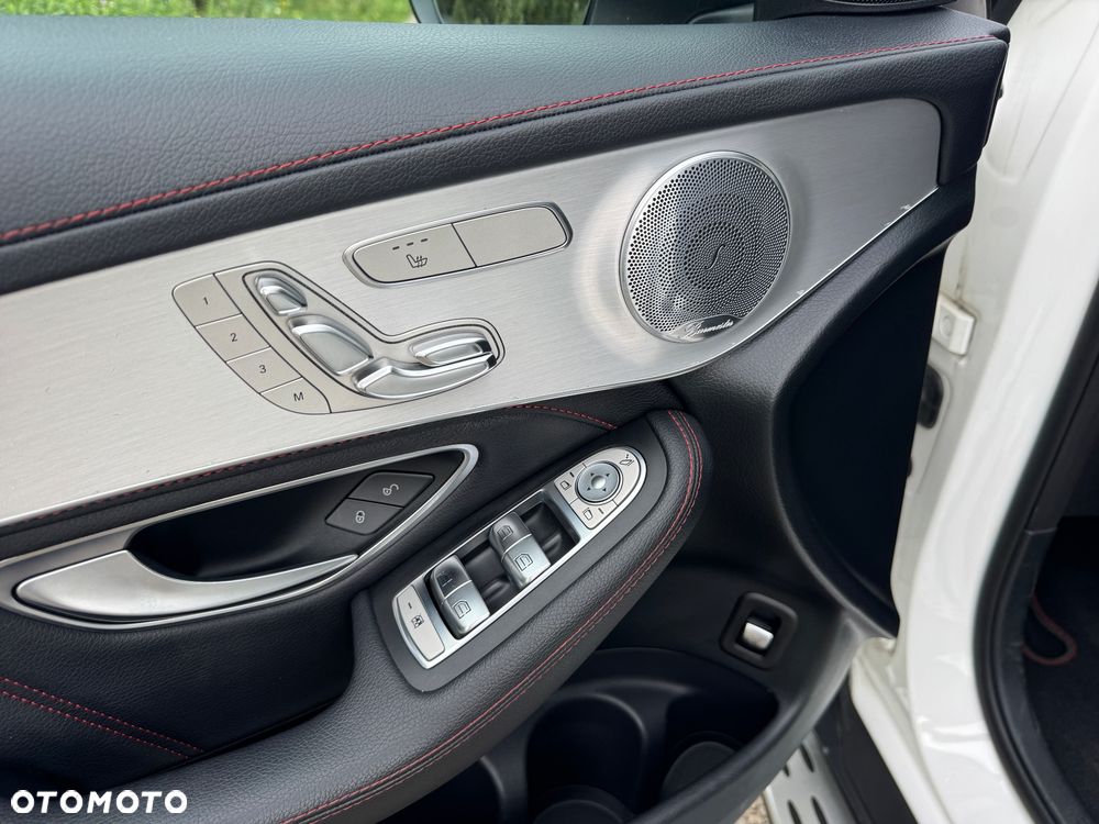 Mercedes-Benz GLC AMG 43 4Matic 9G-TRONIC - 24