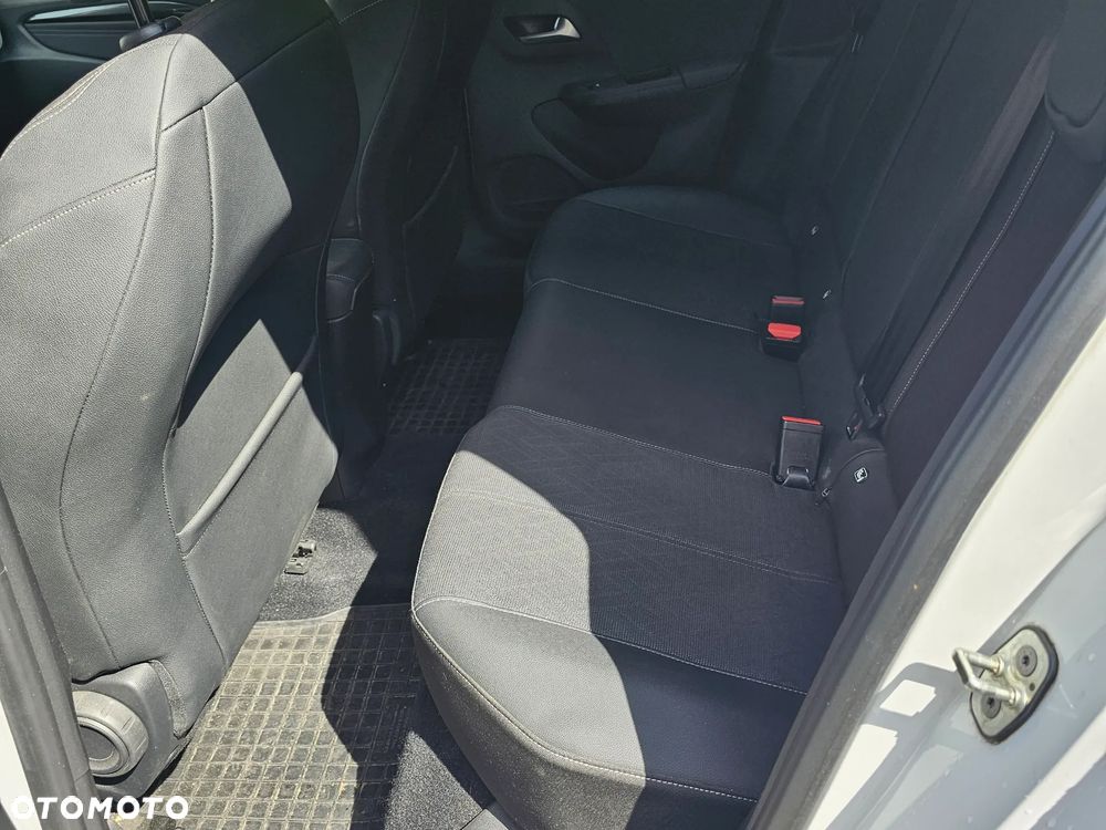 Opel Corsa 1.2 Elegance S&S - 11