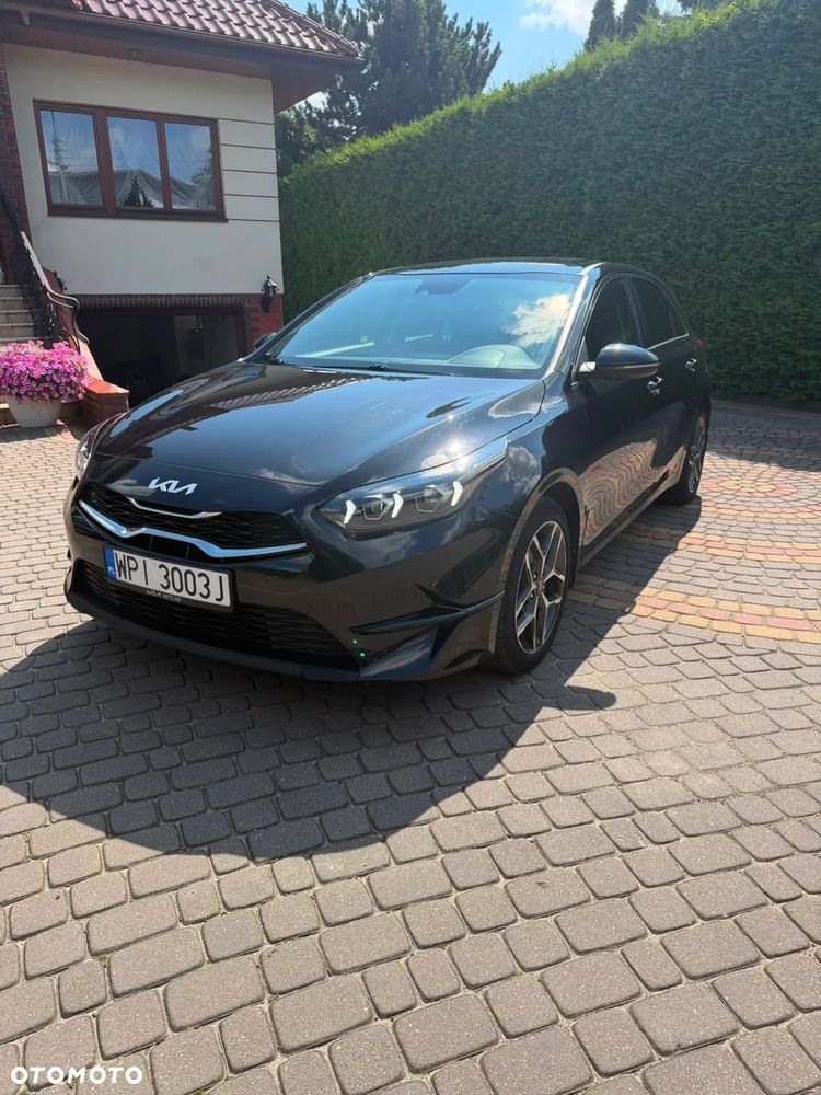 Kia Ceed 1.5 T-GDI Business Line Plus DCT - 1