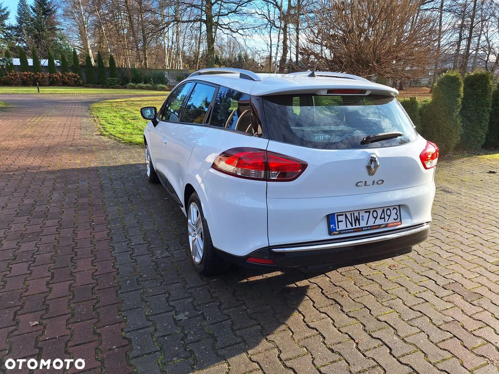 Renault Clio 1.2 16V 75 LIMITED - 7