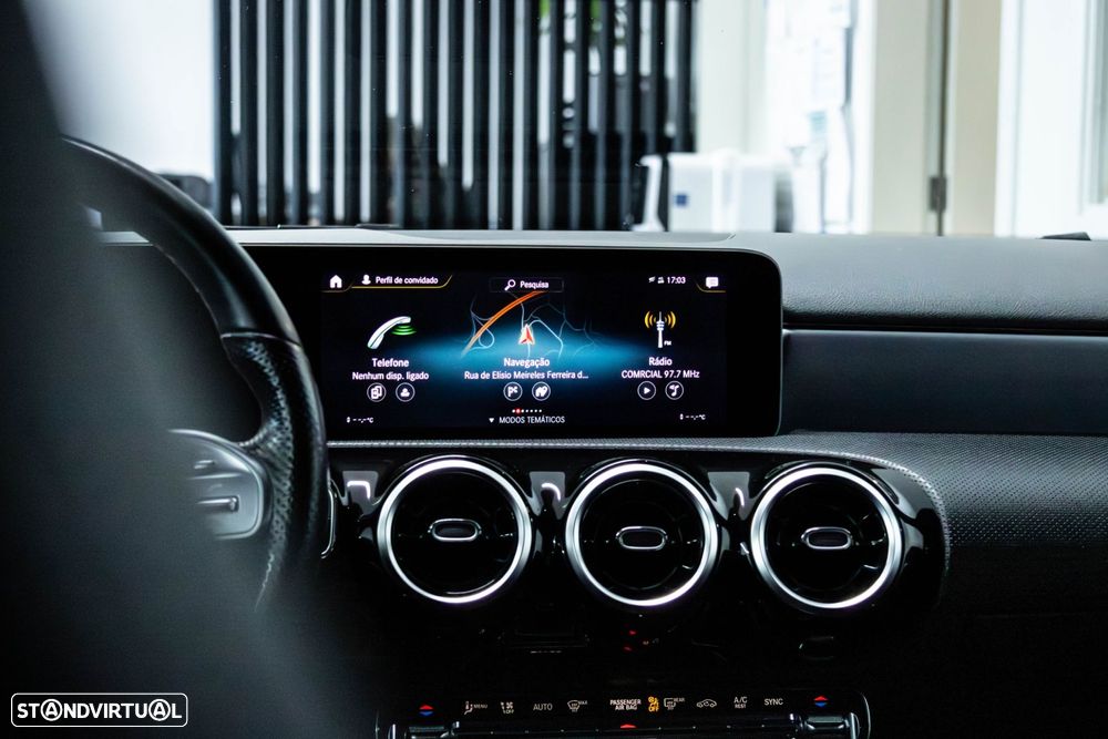 Mercedes-Benz A 160 AMG Line - 15