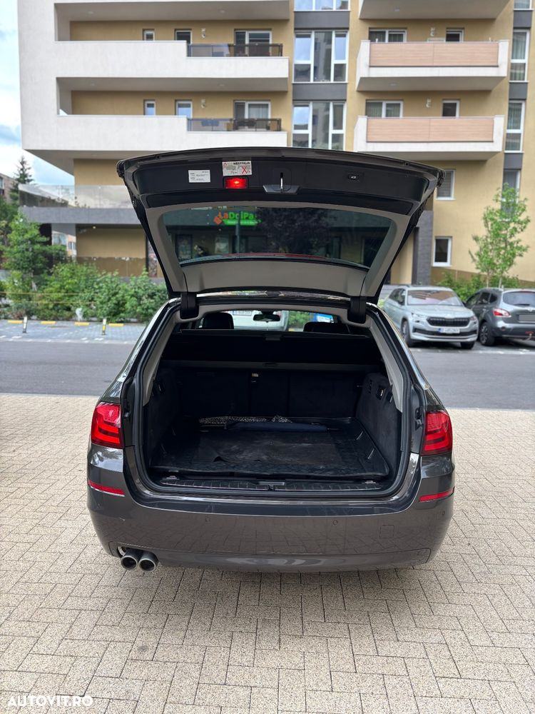 BMW Seria 5 520d - 7