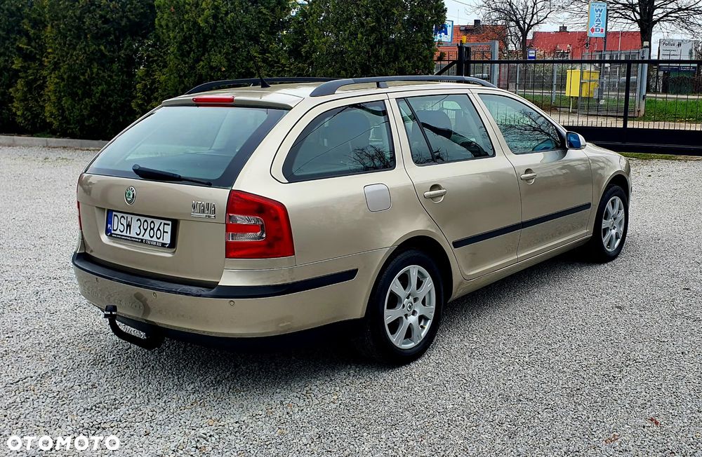 Skoda Octavia 2.0 FSI Automatik Elegance - 4