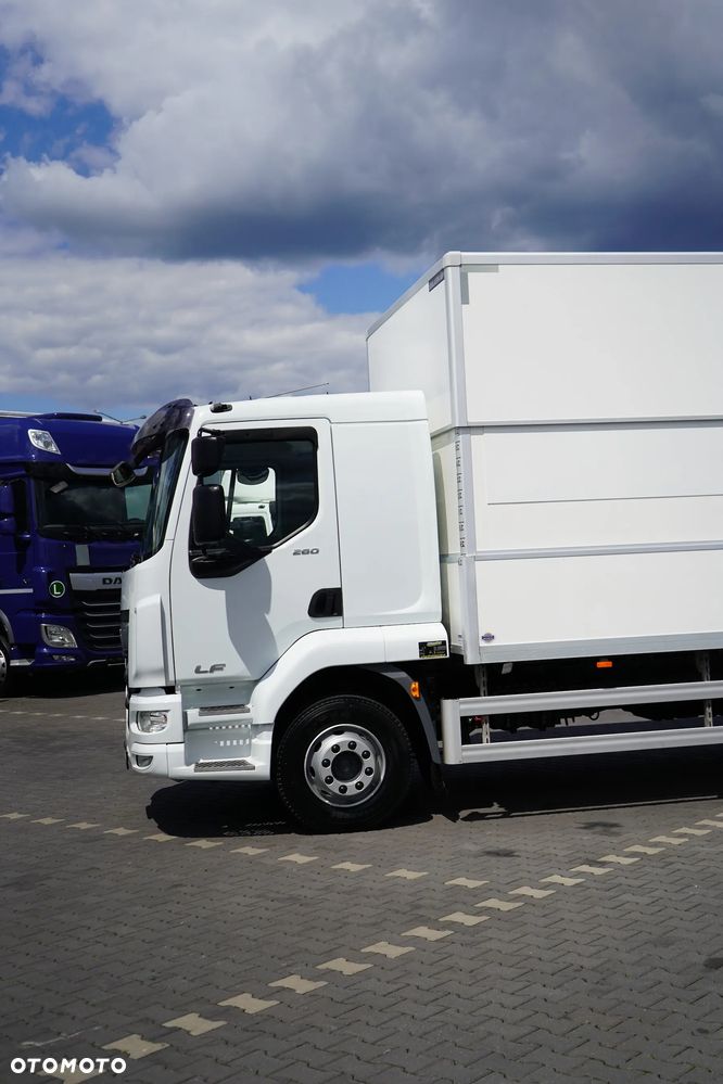 DAF / LF / 260 / EURO 6 / ACC / IZOTERMA + WINDA / 18 PALET / ŁAD. 7 700 KG - 32