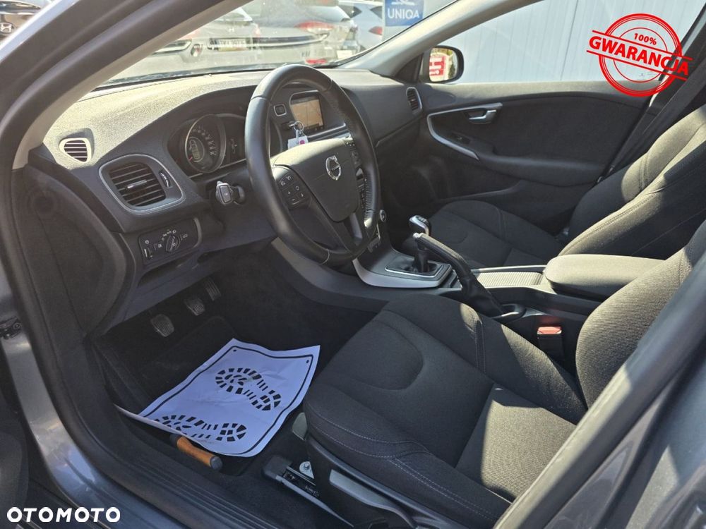 Volvo V40 - 19
