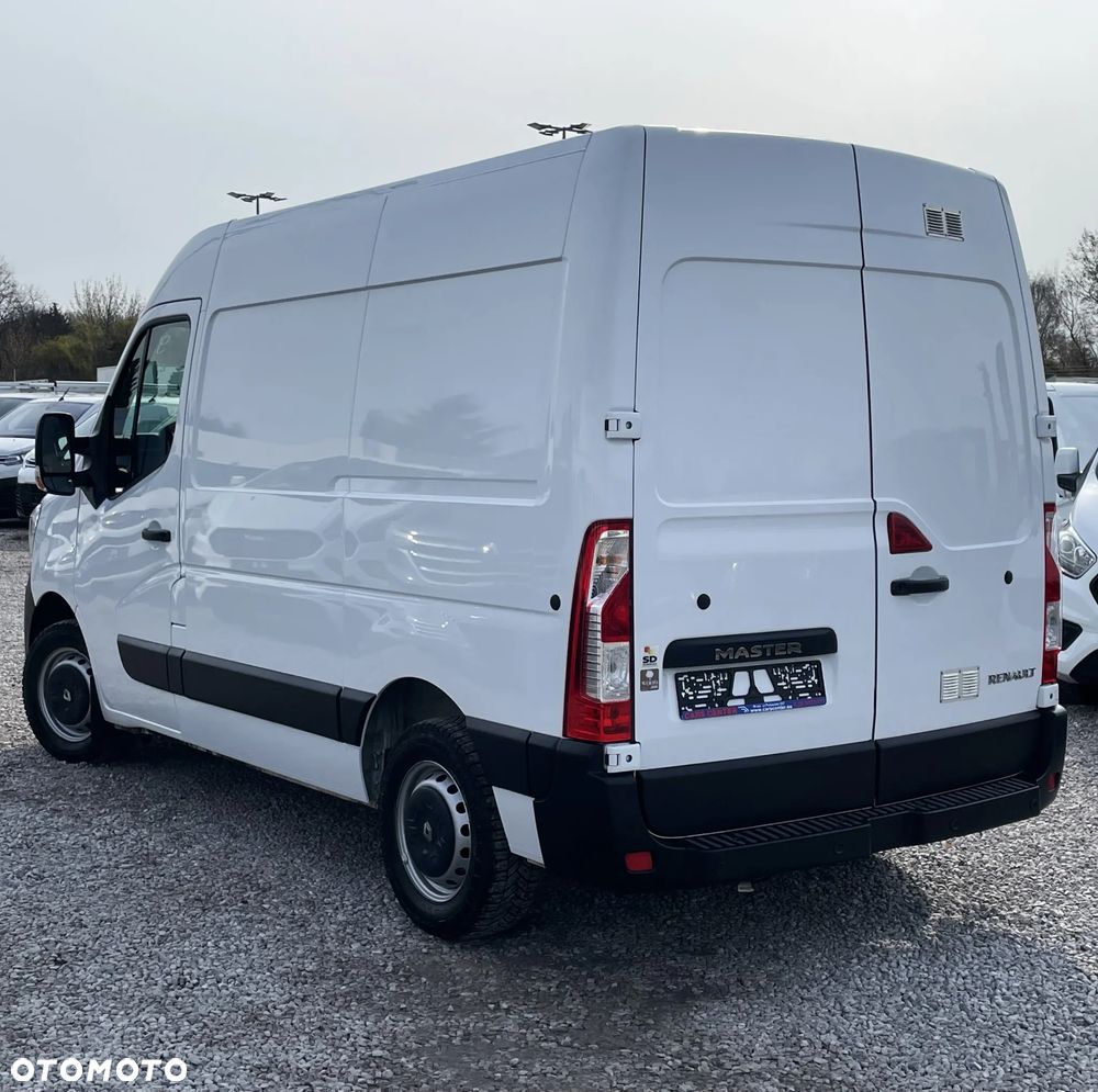 Renault Master - 13