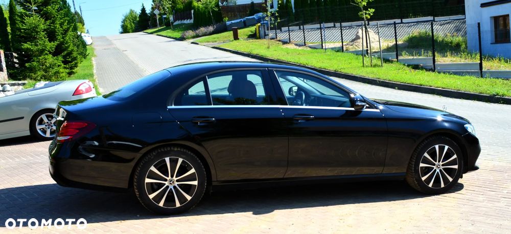 Mercedes-Benz Klasa E 220 d 4-Matic 9G-TRONIC - 15