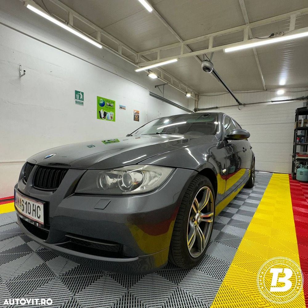 Pardoseala Modulara pentru Garaj si Ateliere Detailing - Gri Antracit - 5