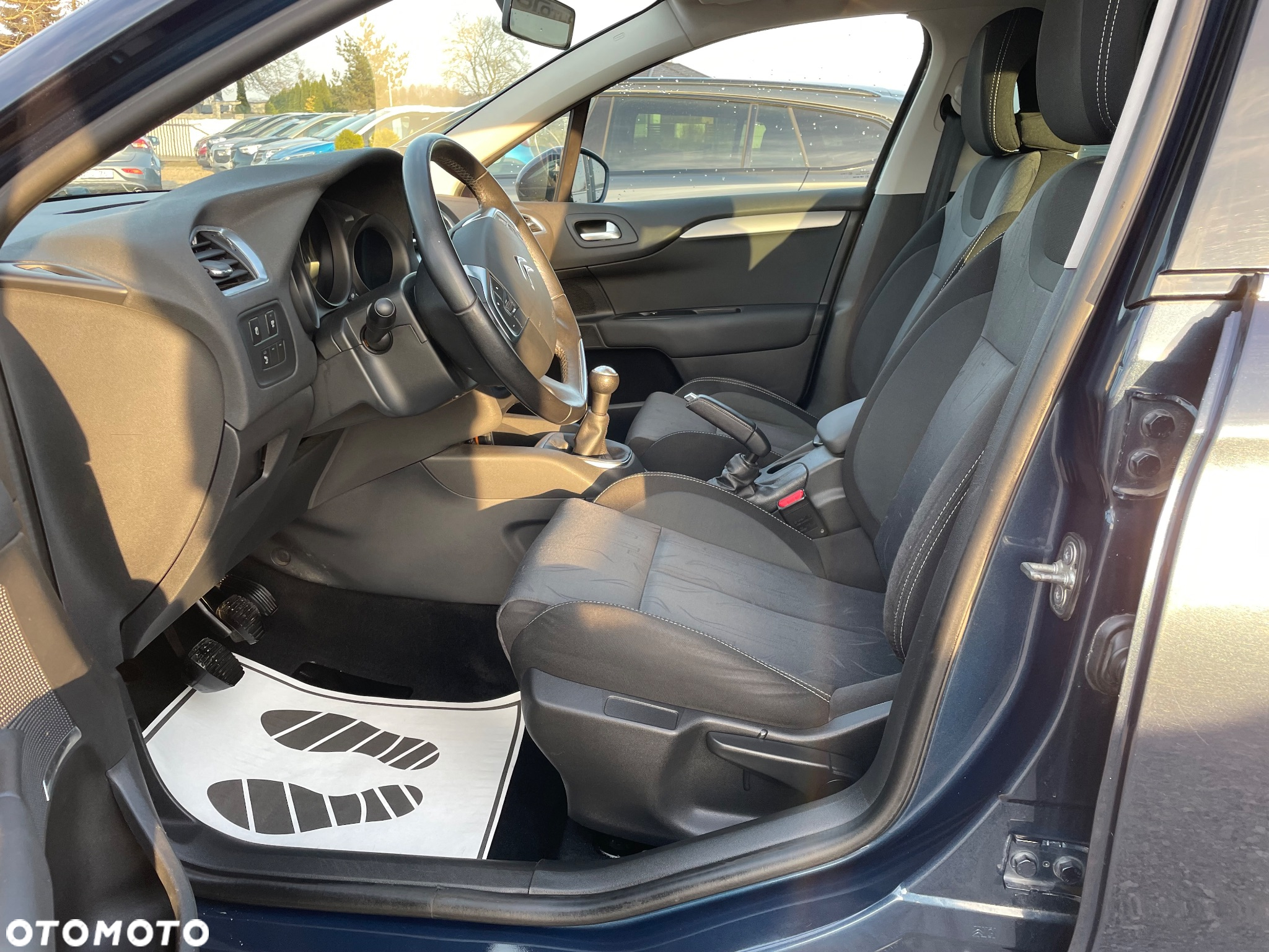 Citroën C4 1.6 VTi Impress - 9