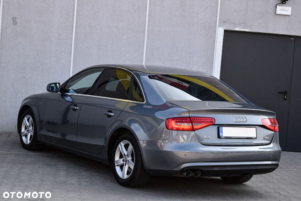 Audi A4 Limousine - 19