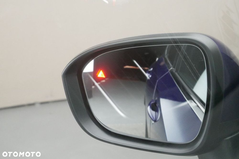 Nissan Qashqai 1.3 DIG-T MHEV N-Connecta Xtronic - 32