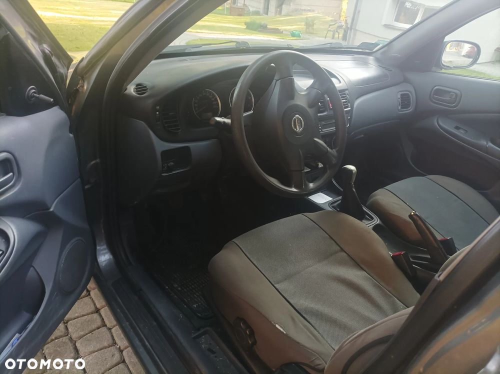 Nissan Almera 1.5 dCi Visia - 6