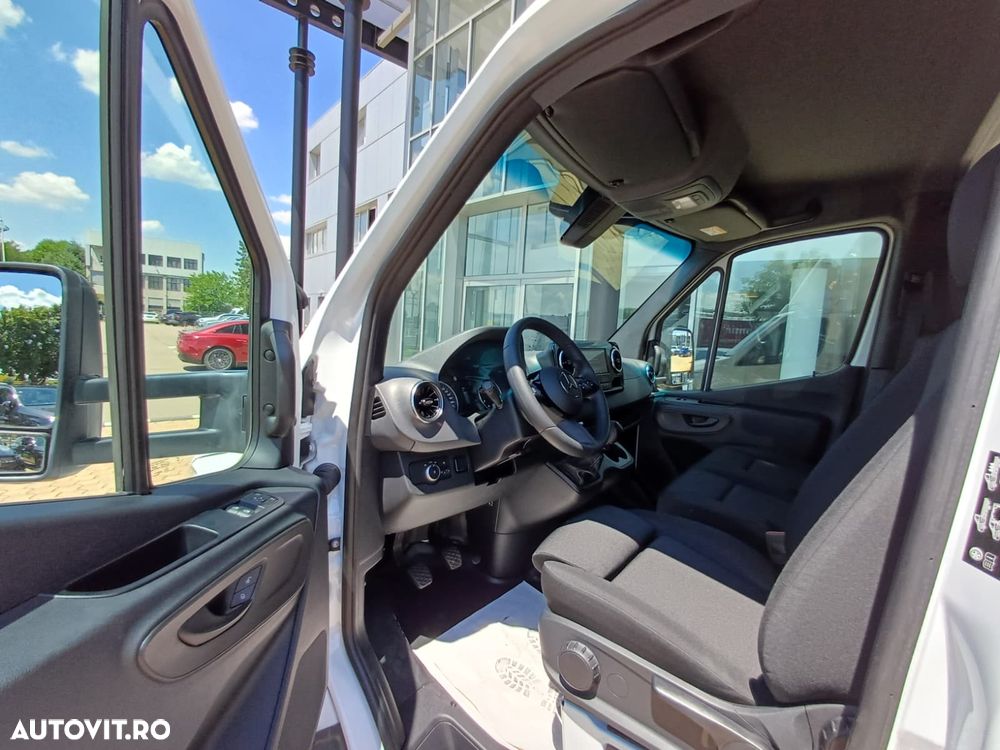 Mercedes-Benz Sprinter 317 Sasiu cu prelata culisanta si sistem de intindere si paravant - 5