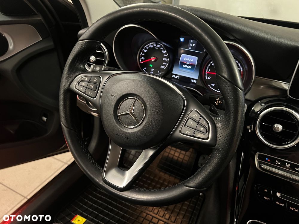 Mercedes-Benz Klasa C 180 9G-TRONIC - 29