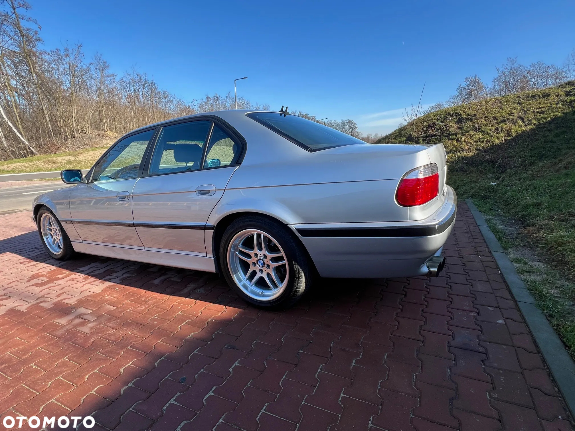 BMW Seria 7 735i L - 4