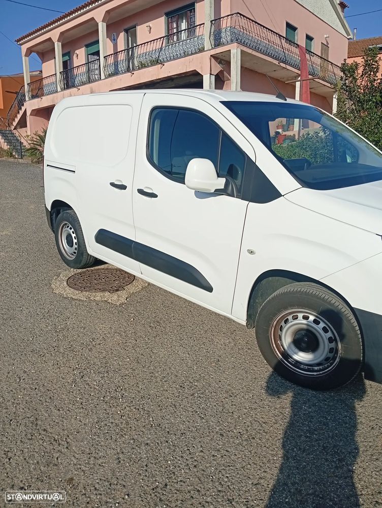 Opel Combo 1.5 CDTi L1H1 Enjoy - 2