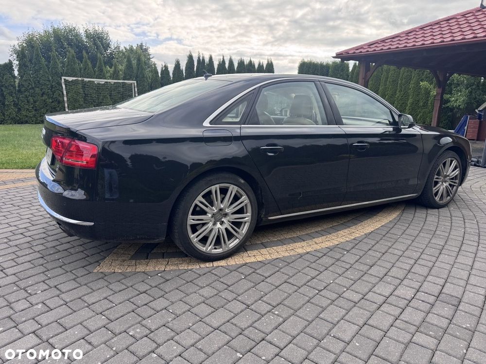 Audi A8 4.2 FSI Quattro - 6