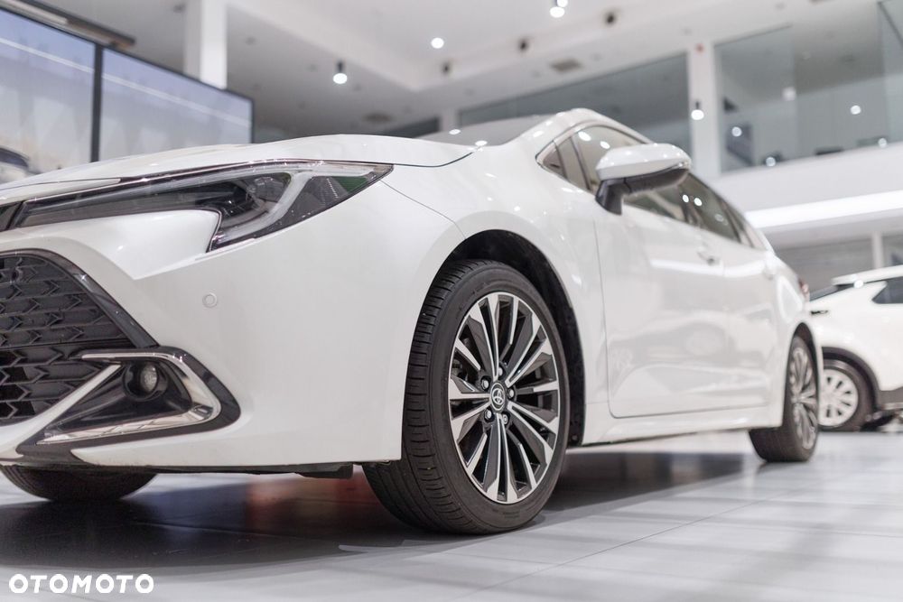 Toyota Corolla - 12