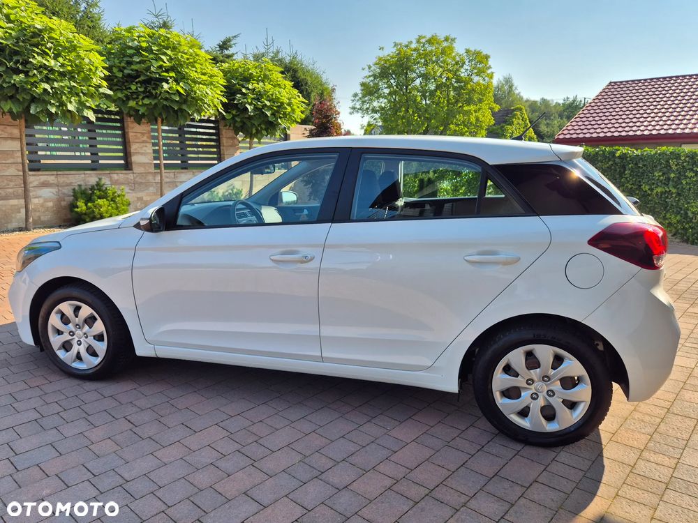 Hyundai i20 1.2 Classic Plus - 22