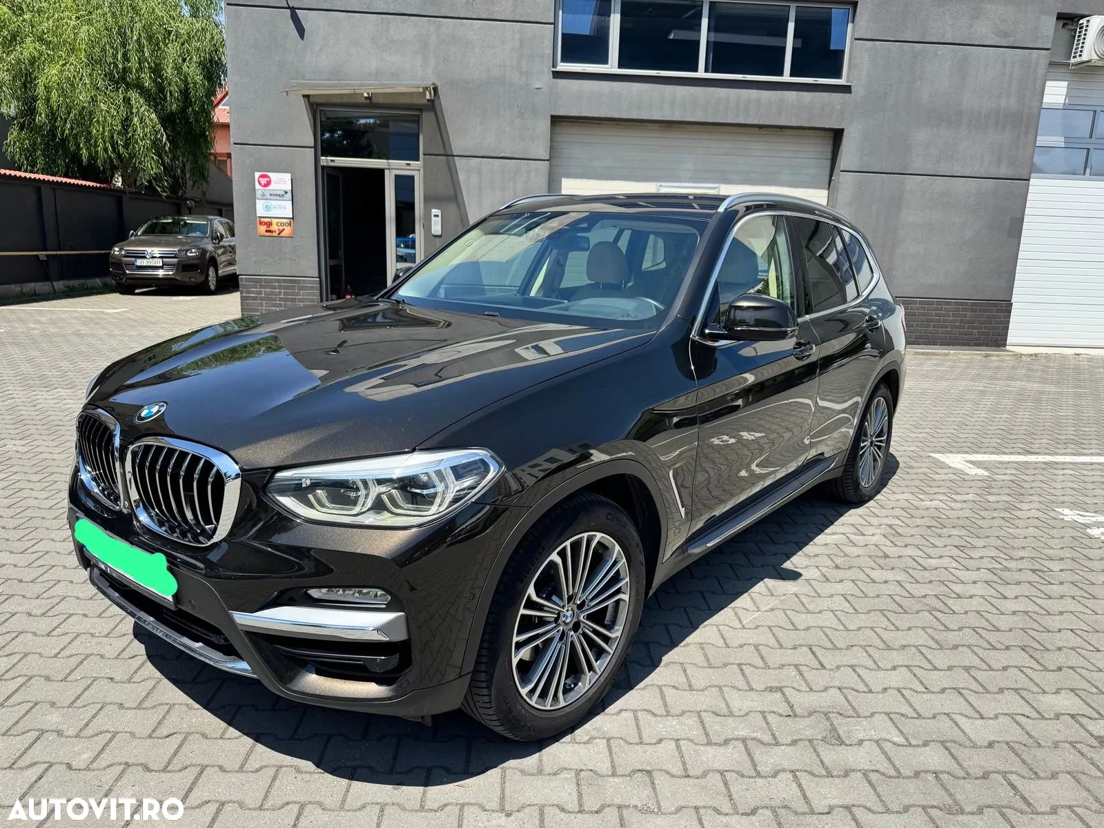 BMW X3 xDrive20i AT Luxury Line - 1