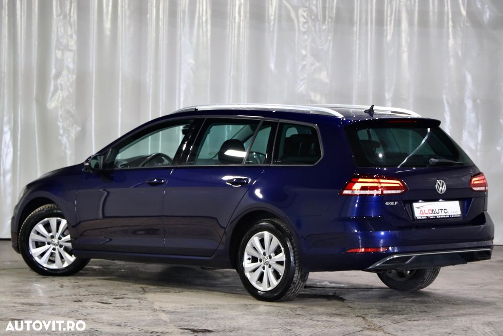 Volkswagen Golf 1.6 TDI (BlueMotion Technology) Comfortline - 4