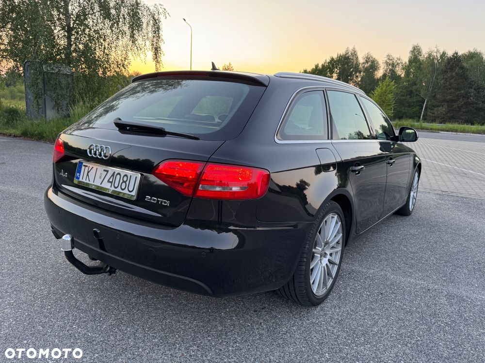 Audi A4 Avant 2.0 TDI - 13