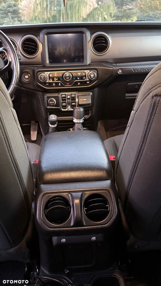 Jeep Wrangler 3.6 Unlim Black Edition II - 12