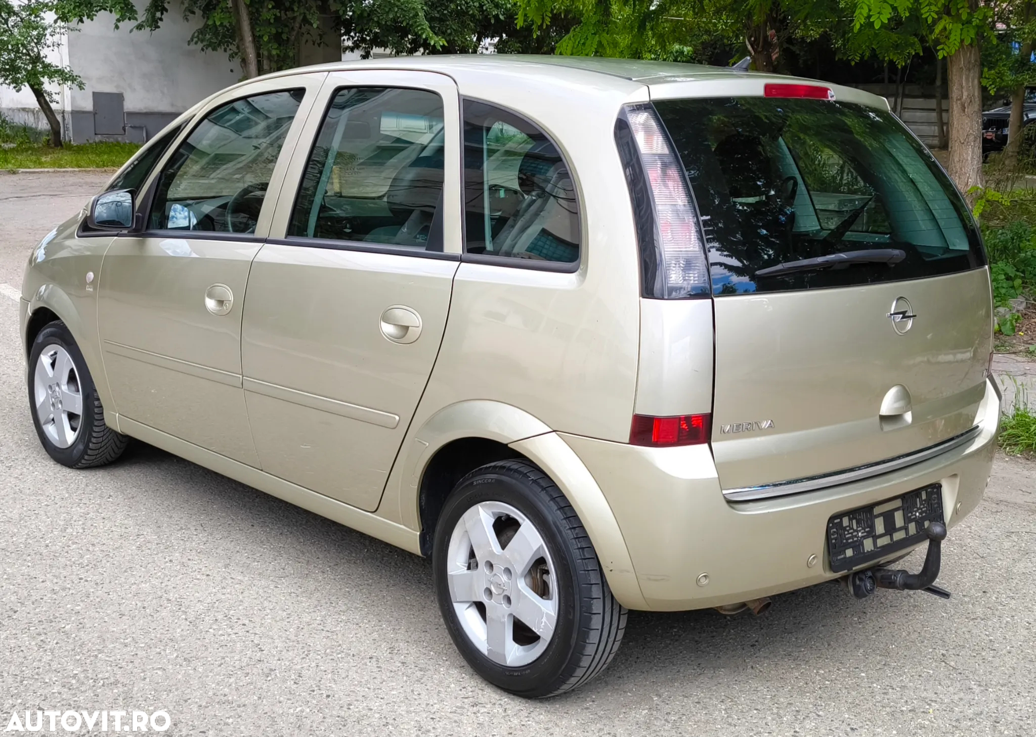 Opel Meriva 1.6i Cosmo Easytronic - 5