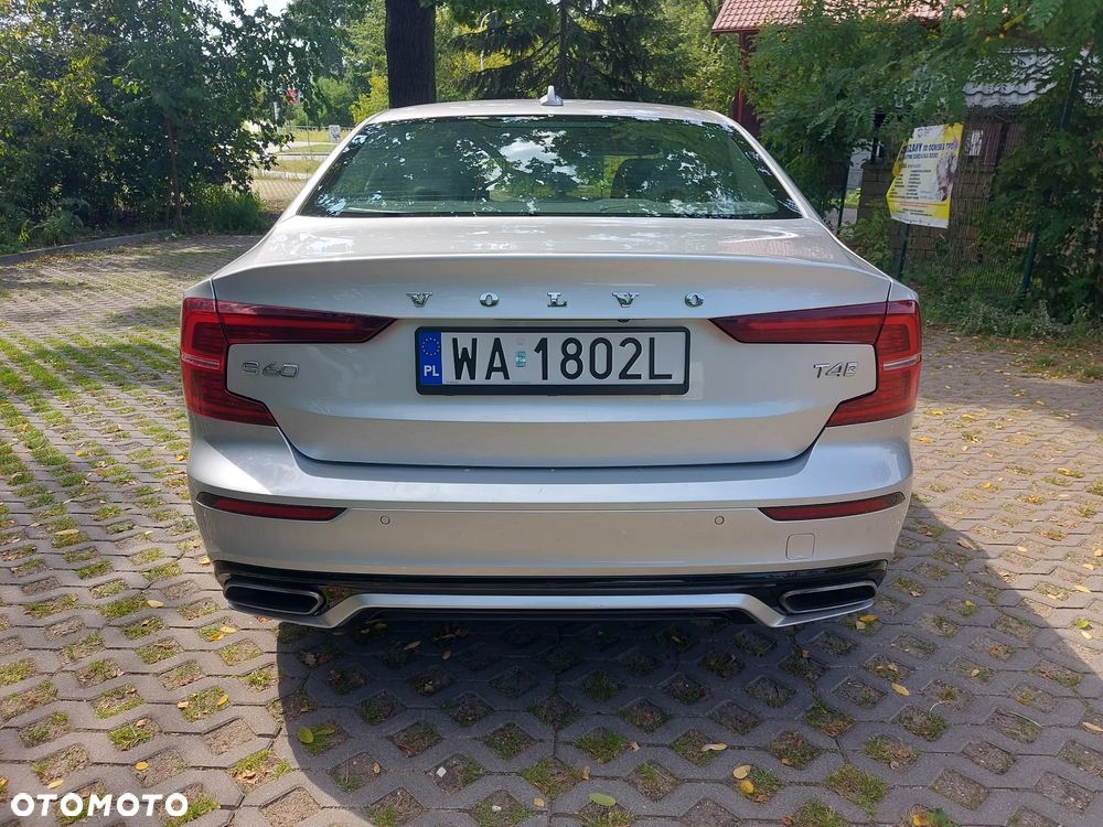 Volvo S60 T4 R-Design - 18