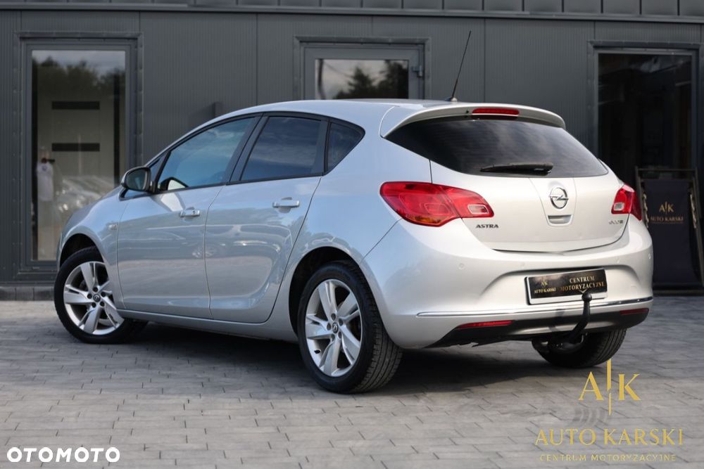 Opel Astra - 6