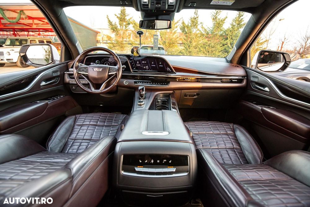 Cadillac Escalade - 15