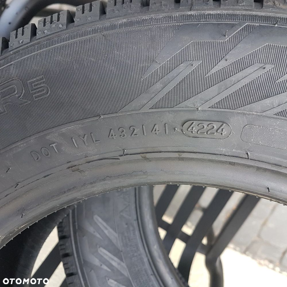 opona opony opona opony VREDESTEIN SPORTRAC 5 GIUGIARO 195/50/15 82V Nokian Tyres Hakkapeliitta R5 185/65R15 88R nowe - 31