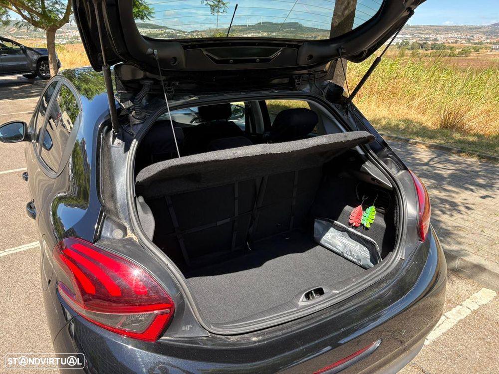 Peugeot 208 1.5 BlueHDi Signature - 13