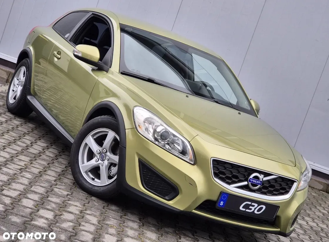 Volvo C30 D2 DRIVe R-Design - 5