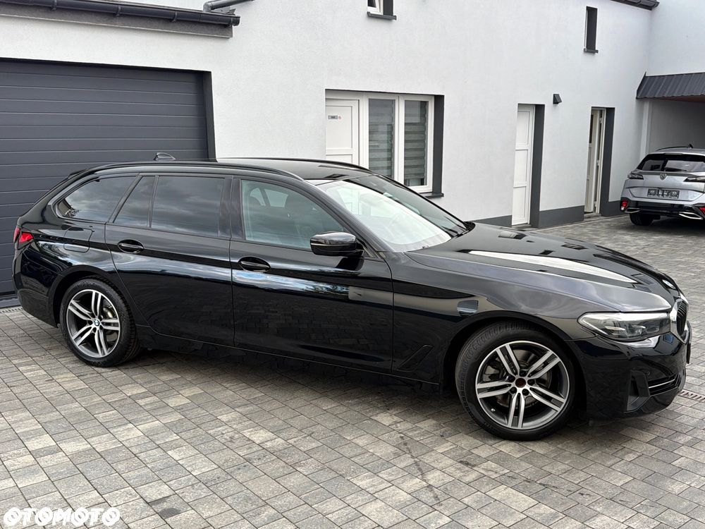 BMW Seria 5 520d M Sport sport - 34