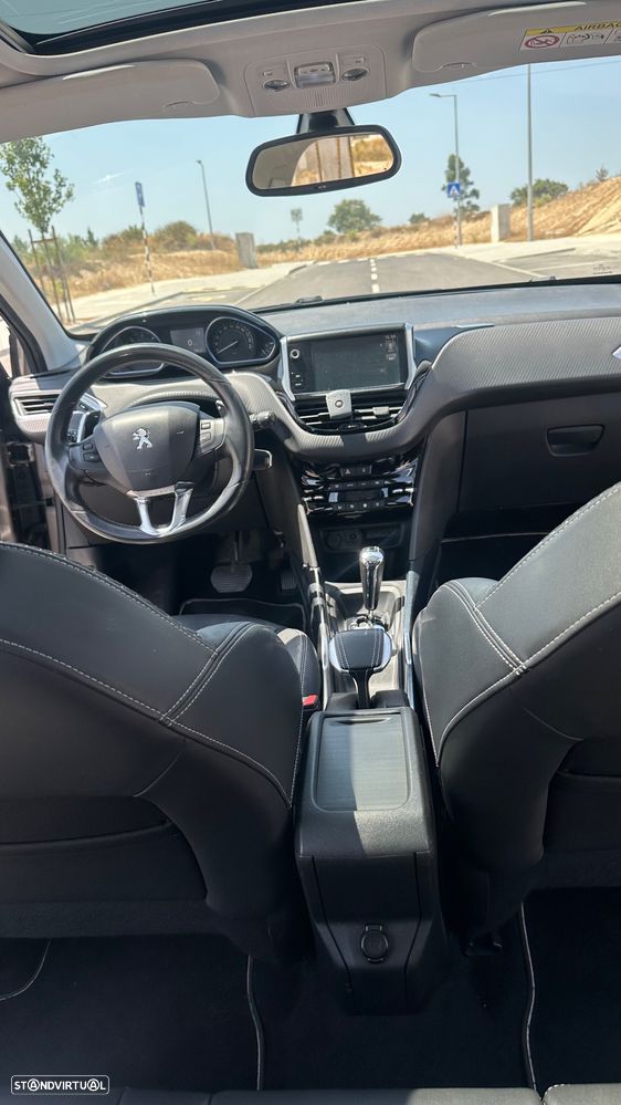 Peugeot 2008 1.6 e-HDi Allure 2-Tronic - 14