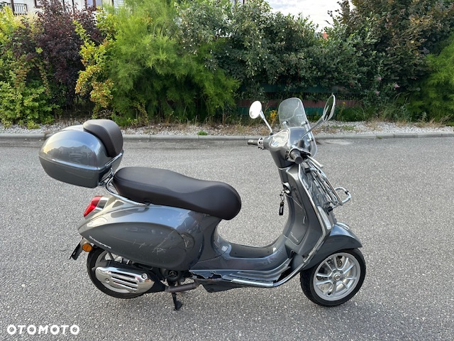 Vespa Primavera - 4