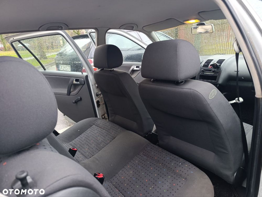 Volkswagen Polo 1.4 Basis - 12