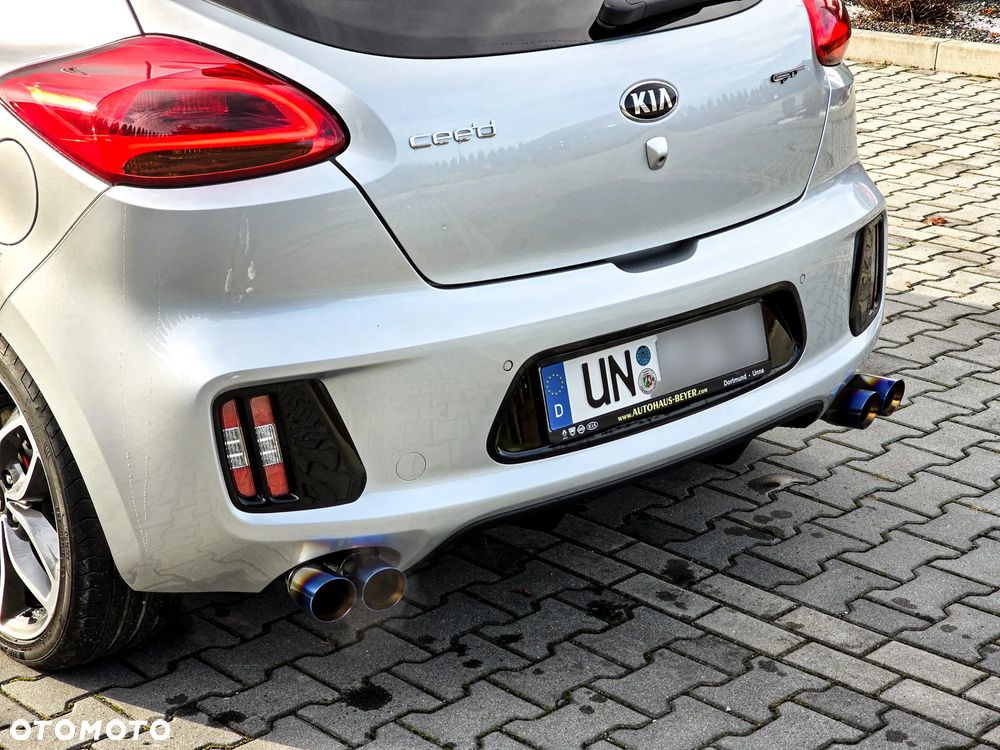 Kia Ceed 1.6 T-GDI GT - 2