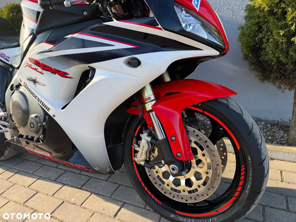 Honda CBR - 9
